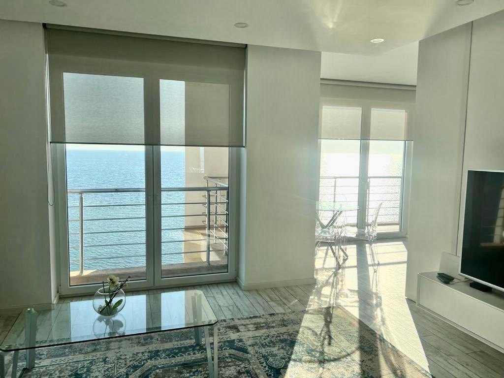 Durres Currila Modern Luxury Stunning Beach Views Exterior foto