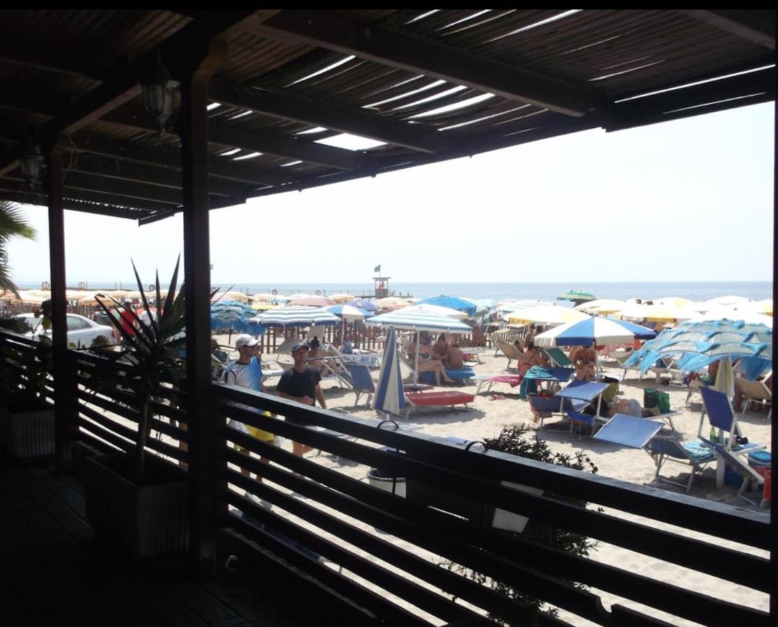 Durres Currila Modern Luxury Stunning Beach Views Exterior foto